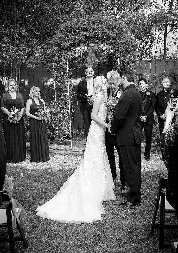 Weddings at Ojai, CA/Lavender Inn, bed and breakfast